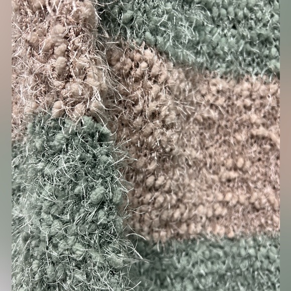 NWT Ya Los Angeles Moss Green & Taupe Stripe Crew Neck Knit Sweater Size M - Picture 3 of 8